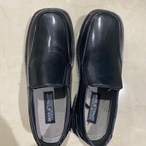 Deer Stags Boys Dress Shoes size 3W